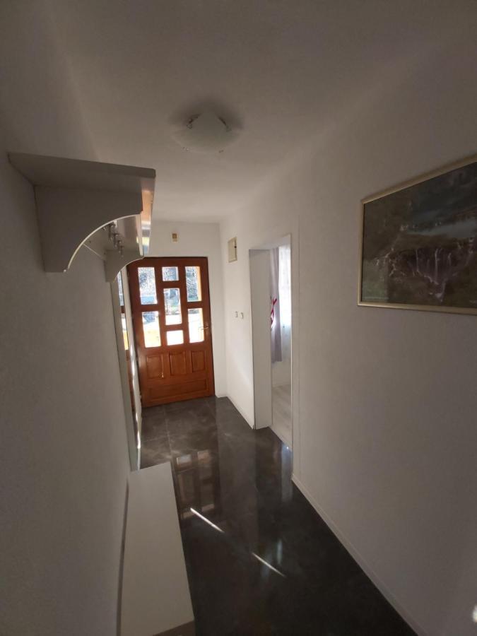 Apartment Mira Korana Extérieur photo